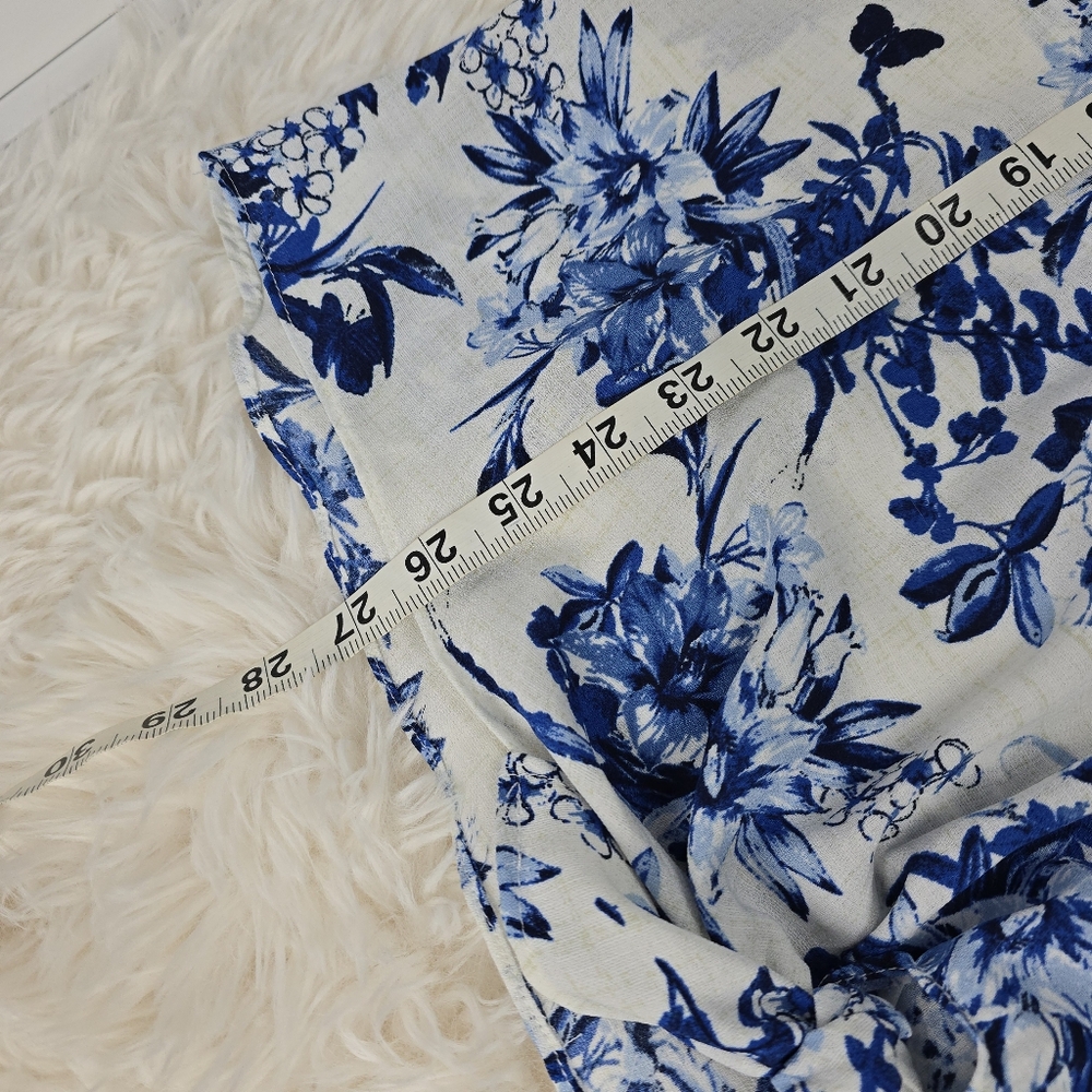 ALYX Floral Pullover Top with V Neckline and Tied Lower Front - Picture 8 of 12